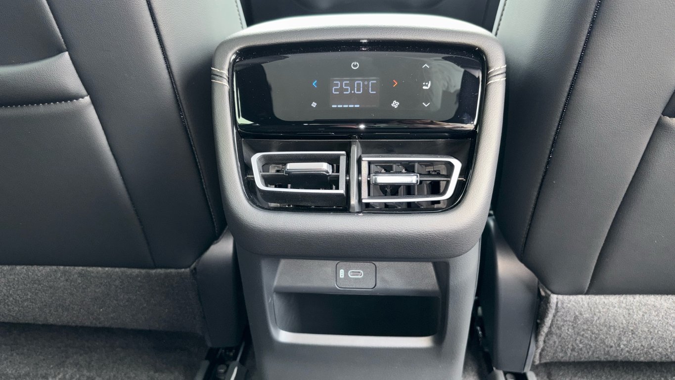 Mazda 6e