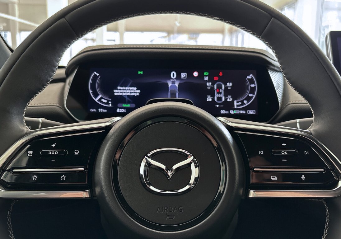 Mazda 6e