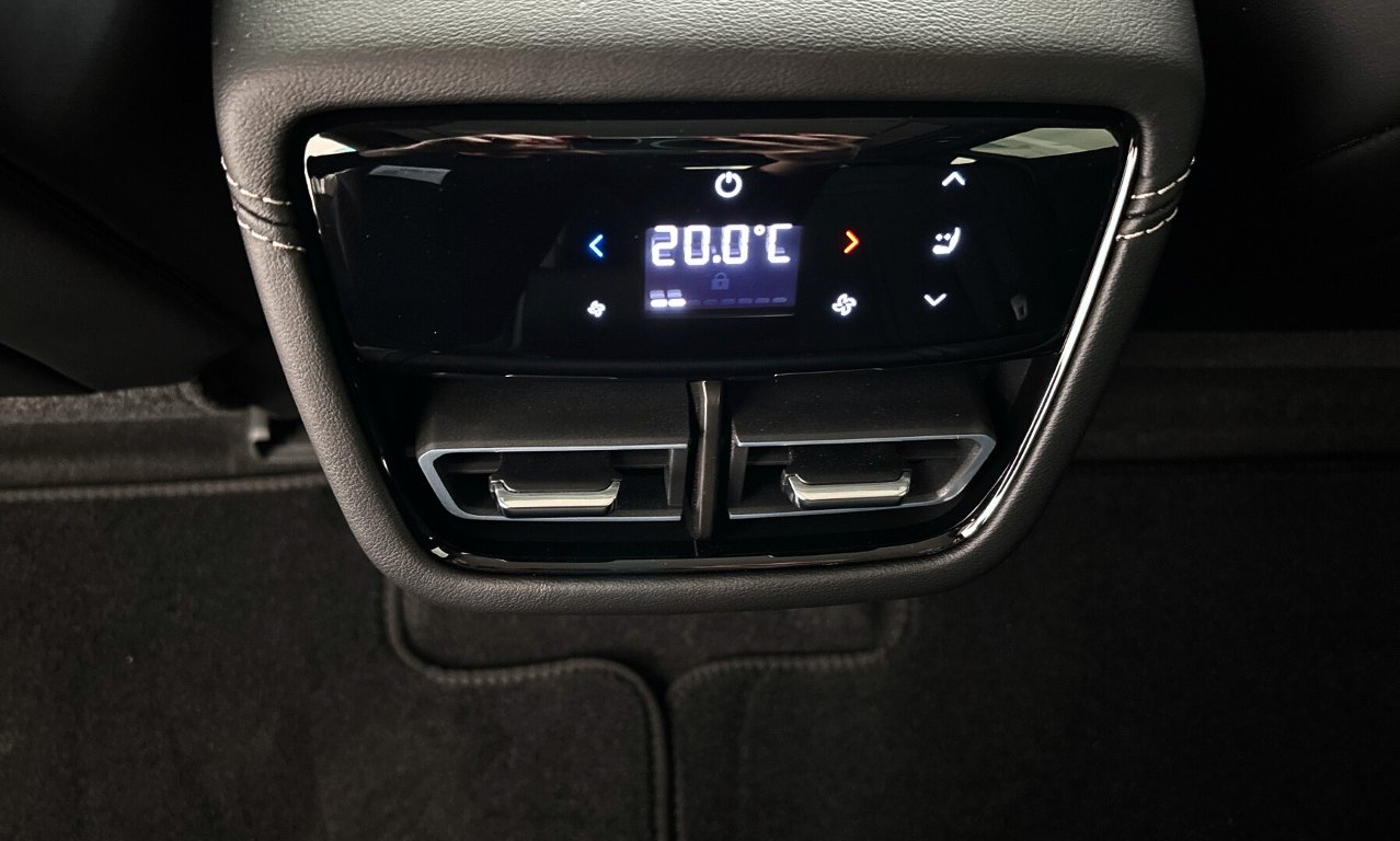 Mazda 6e
