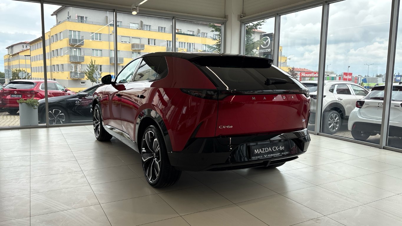 Mazda CX-6e