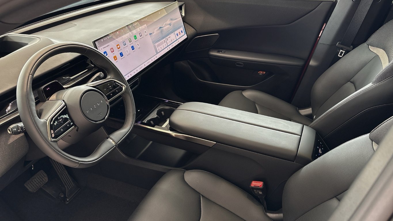 Mazda CX-6e